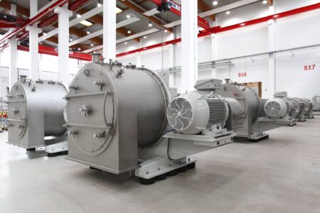 SIEBTECHNIK sieve screw centrifuge CONTURBEX H700 for lactose - hall view in production - 8 machines