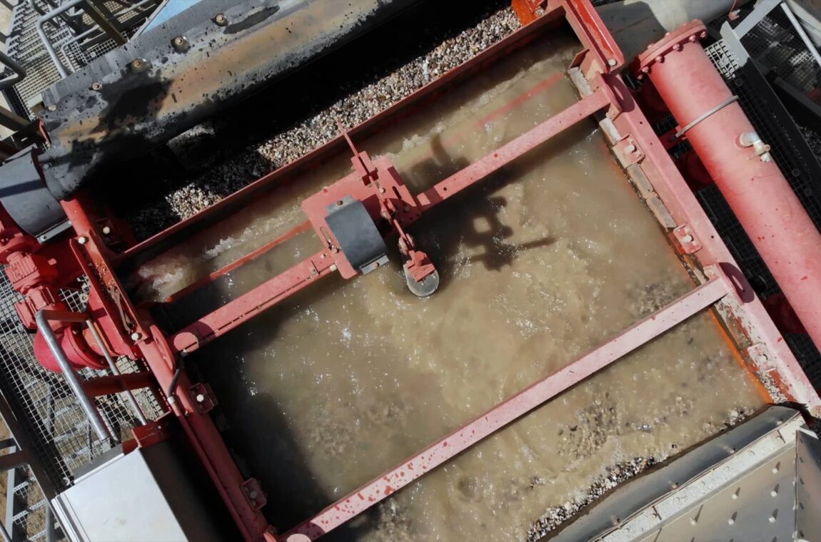 Oscillating jig in the gravel works - view from above