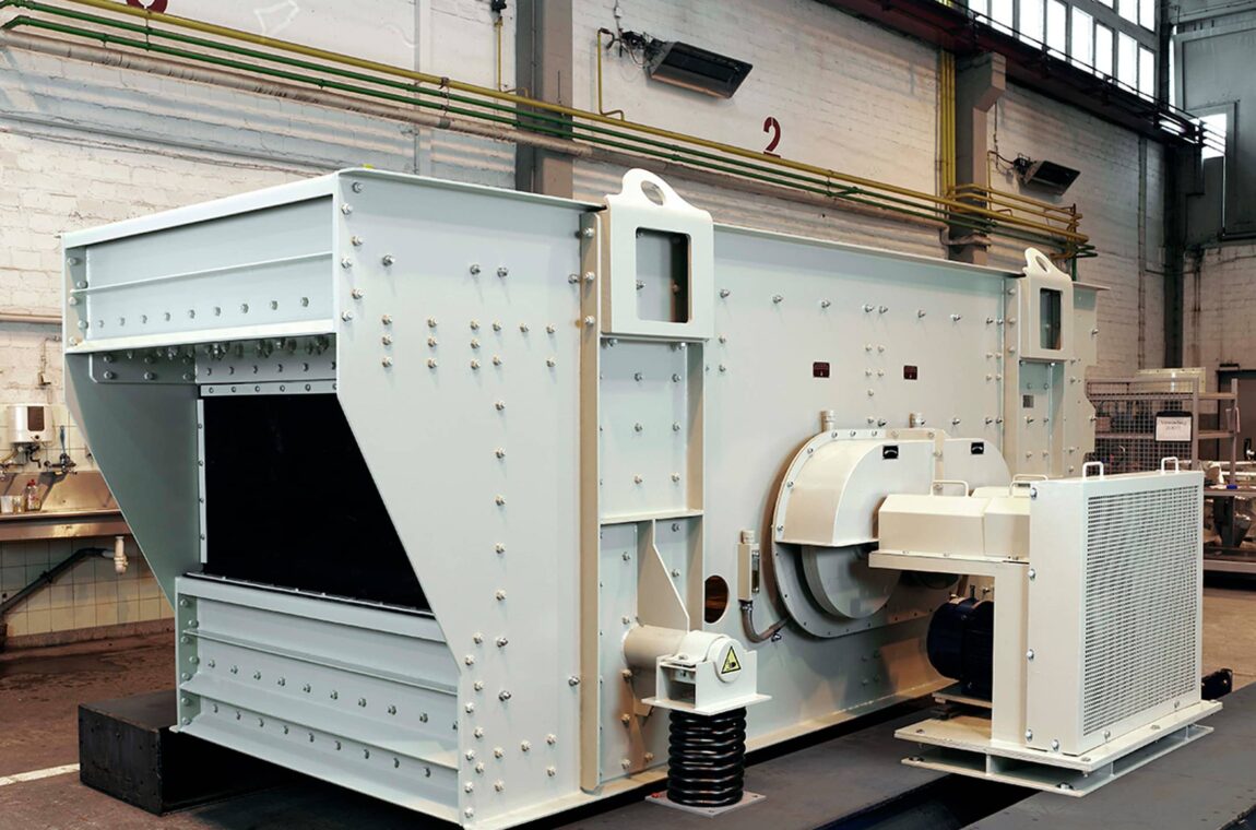 Mechanical elliptical vibrating screening machine