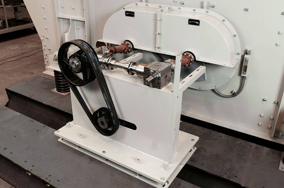 Mechanical elliptical vibrating screening machine - Drive